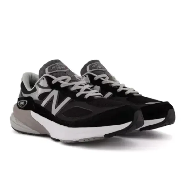 New Balance Women's 990 V6 Black