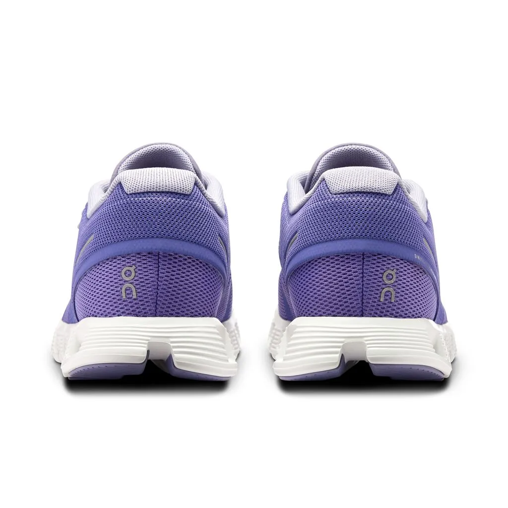 Heres an optimized title for the product:

WMN CLOUD 5 - Blueberry Feather Lightweight Running Shoes for Women

This title includes the product model, color, and key features, making it more appealing and informative for potential buyers.