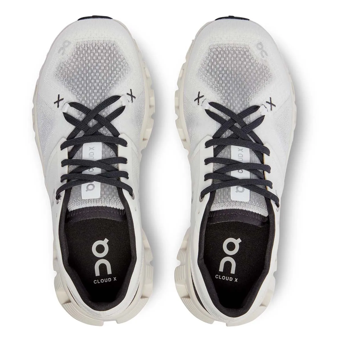 'On Running' Women's Cloud X 3 - White / Black