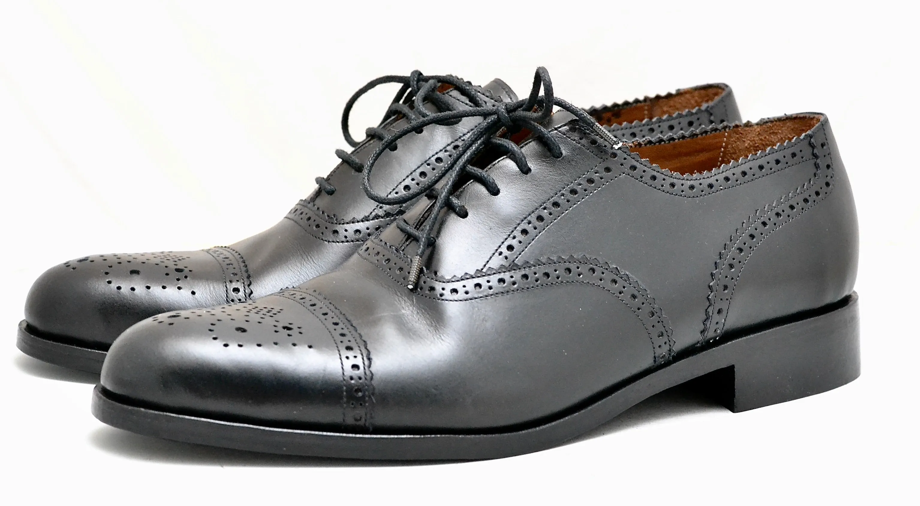 Oxford brogue  |  Black | Box calf