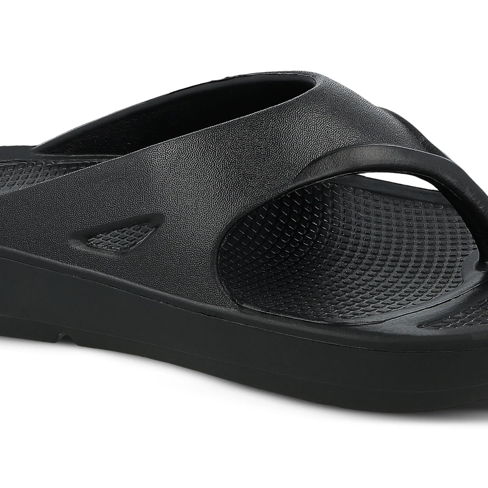 Walkaroo Men Solid Thong Flip-Flop  - WC4241 Black